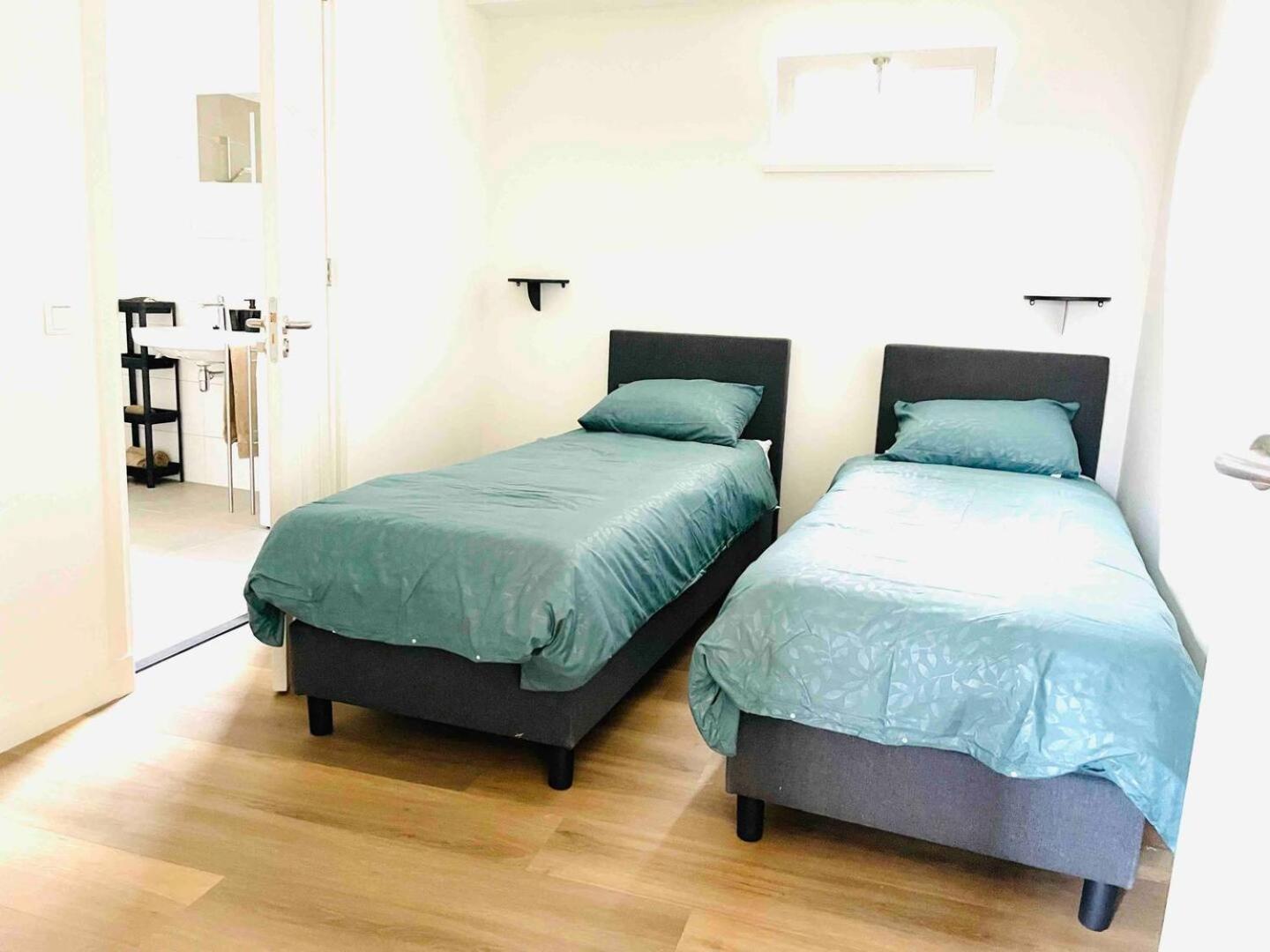 New Apartment In City Centre Large Ойршот Екстериор снимка