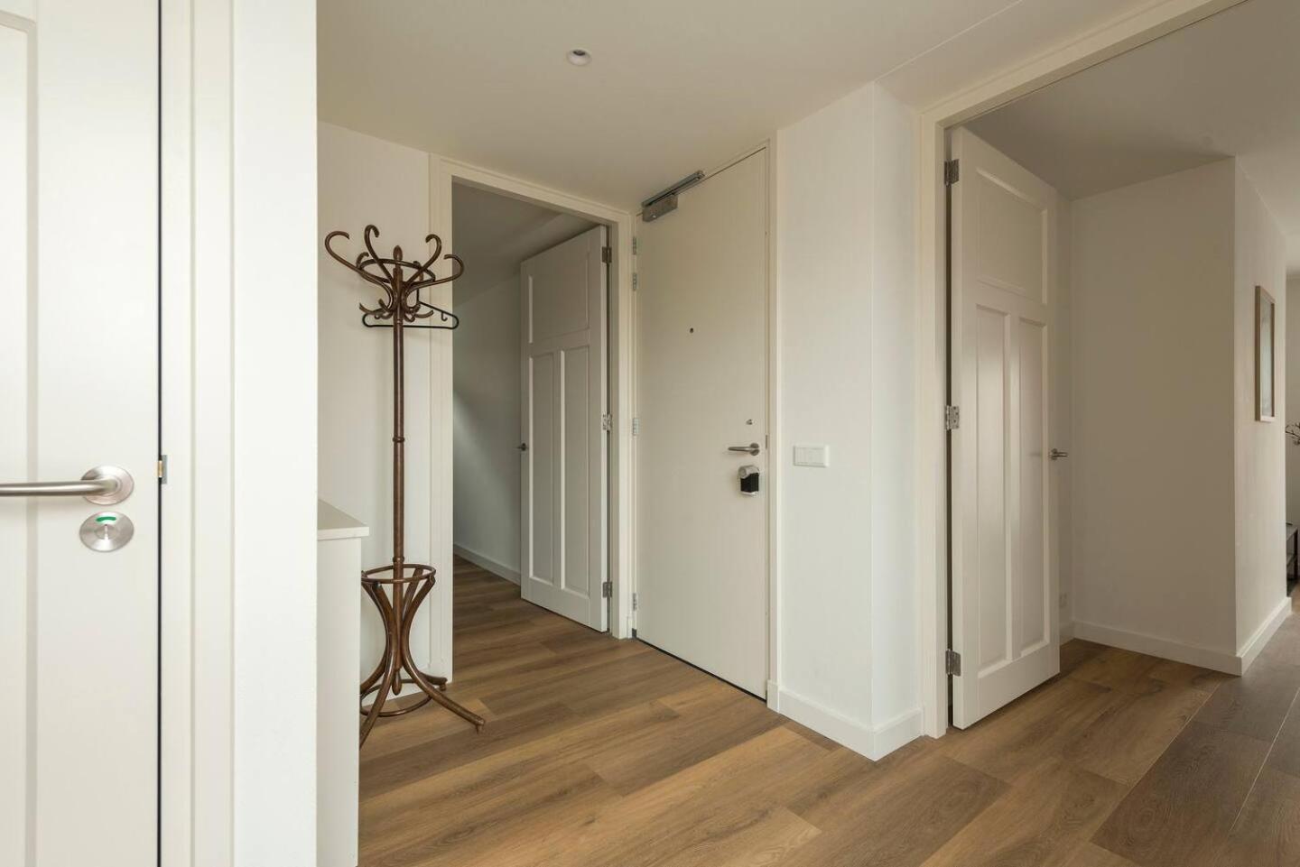 New Apartment In City Centre Large Ойршот Екстериор снимка